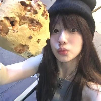 楼下的女人和楼上的男人